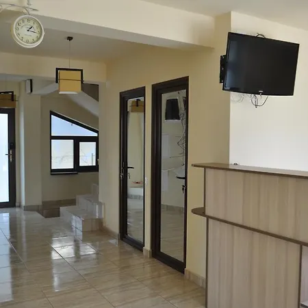 招待所 Raza - Locatie Centrala 艾福雷诺德