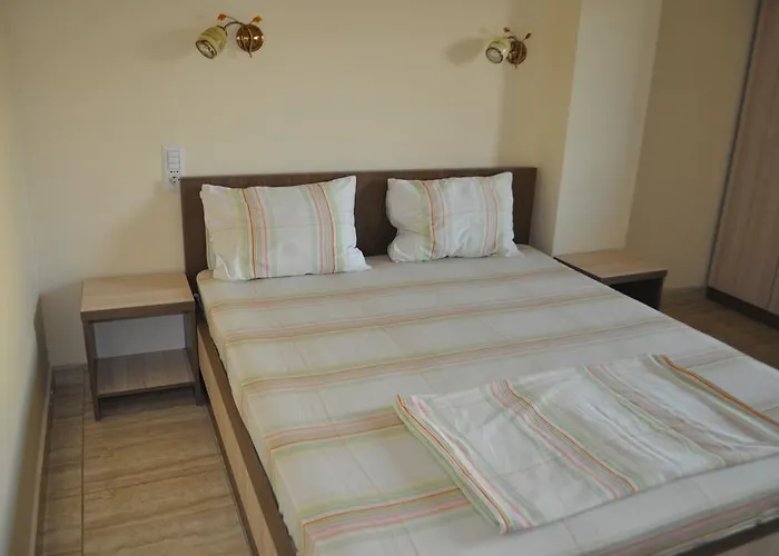 Raza - Locatie Centrala 게스트하우스